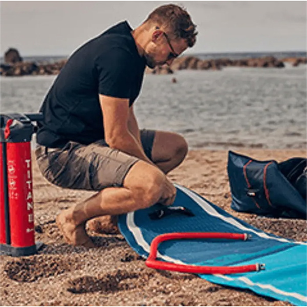 2024 Red Paddle Co 10'6 Ride Stand Up Paddle Board, borsa, pagaia, pompa e guinzaglio - Pacchetto Prime